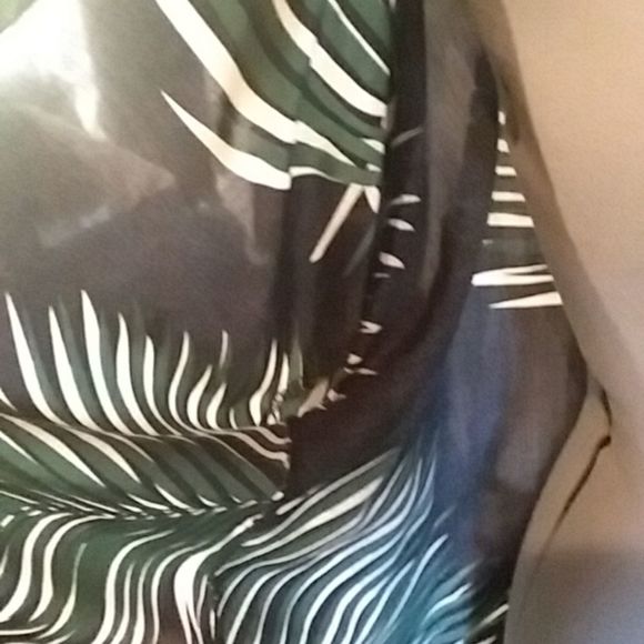 GLAM kimono one size fits most , black green,and white tropical leaves print - Picture 8 of 12